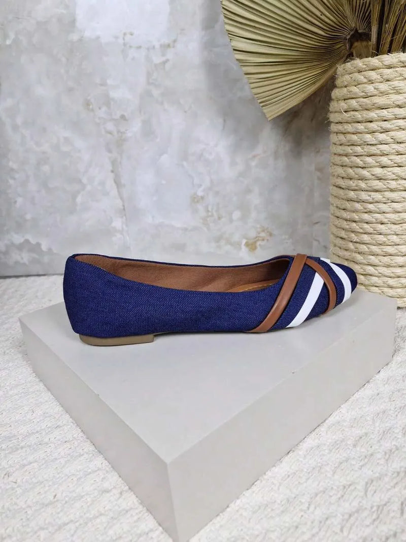 Sapatilha Sapato bico fino Tiras Elegantes